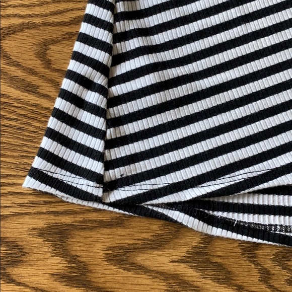 Socialite sleeveless dress - Picture 6 of 8